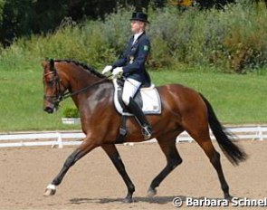 Annabel Frenzen on Louisdora :: Photo © Barbara Schnell