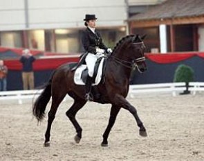 Lynne Maas and Salo at the 2008 Dutch Indoor Championships :: Photo © Jacob Melissen