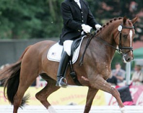 Willy Arts and Valeska DG at the 2008 World Young Horse Championships in Verden :: Photo © Astrid Appels