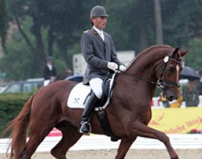 Wolfhard Witte and Londontime at the 2008 World Young Horse Championships :: Photo © Astrid Appels