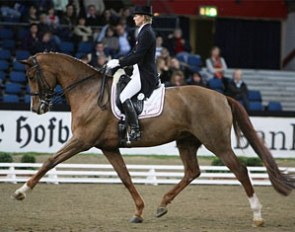 Lone Jorgensen and Donna Asana at the 2008 CDI Stuttgart