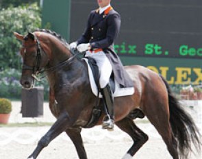 Hans Peter Minderhoud on Florencio