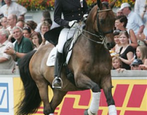 Nathalie Zu Saeyn-Wittgenstein in her lap of honour in the big stadium at the 2009 CDIO Aachen