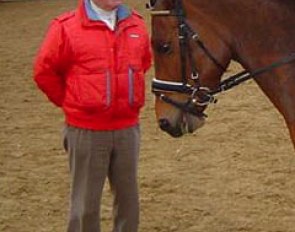 Jan Meersmans teaching at a regional HROV clinic in 2009