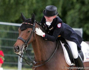 Nicola Krause very happy about her ride on Rhythm Dance