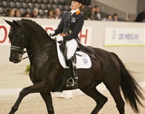 Marlies van Baalen on Ojay