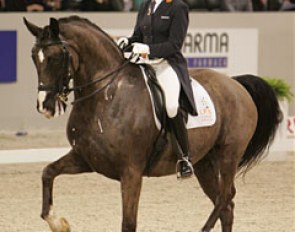 Anky van Grunsven and Salinero return to their winning ways in Den Bosch :: Photo © Astrid Appels