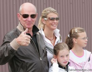 Jochem Arl (owner of Equestricons Lord Champion) with his wife Yvette Sanders and two children.