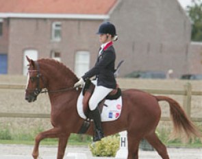 French team rider Victoria Boree on Doppelspiel placed fifth with 66.444%.