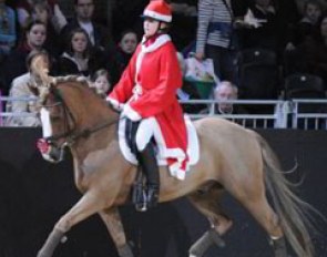 Svenja Bachmann and her chesnut German Reitpony Van Knuff finished third in the ranking