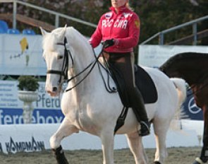 Alexandra Korelova on Balagur