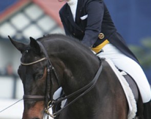 Another PSI rider in action: Insa Hansen on the KWPN bred Neolit (by Zeoliet x Cocktail)