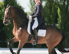 Merel Peper on Nouveau Encore :: Photo © Astrid Appels
