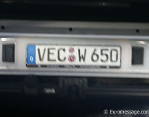 A license plate from a car in Vechta: "VEC"