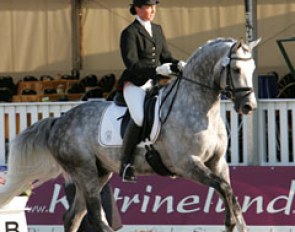 Nicole Casper on Denario in the morning sun