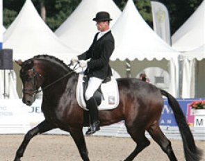 Furst Romancier takes an early lead at the World Championships in Verden