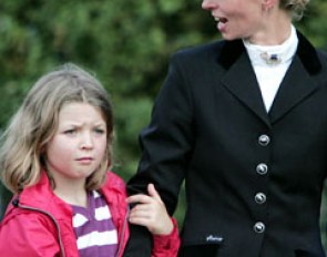 Eva Möller and her daughter