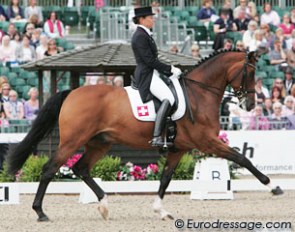 Marcela Krinke-Susmelj and Corinth at the 2009 European Championships :: Photo © Astrid Appels