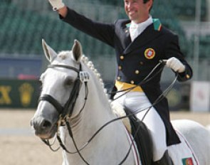 Portuguese Carlos Pinto on Eduardo Fischer's Brazilian bred Lusitano Poderoso do Retiro (by Distinto Mac)