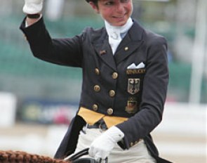 Monica Theodorescu waving to the crowds.