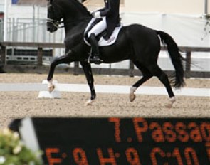 Big marks on the running score board for Gal and Totilas at the 2009 European Championships in Windsor :: Photo © Astrid Appels