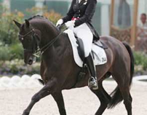 Danish Anne van Olst with Taikoen (by Negro) had a great piaffe with much rhythm and suspension. In the Grand Prix the black gelding opened his mouth quite often and there was some tension in the canter work, which made him lose swing over the back.