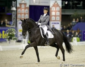 Anky van Grunsven and Painted Black (by Gribaldi x Ferro) at the 2010 CDI-W Amsterdam