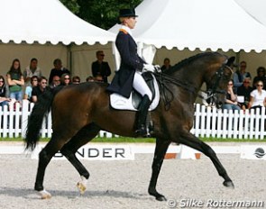 Dutch Stephanie Peters on Salvador