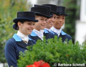 The Italian junior and young riders pose for a photo shoot