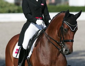 Cecilie Stengelshøj Madsen on Laurentius at the 2010 European JR/YR Championships :: Photo © Astrid Appels