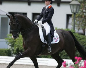 Danielle van Mierlo and Ucento at the 2010 European Young Riders Championships :: Photo © Astrid Appels