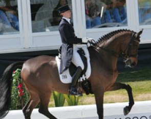 Anabel Balkenhol on Rubins Royal (by Rubinstein x Vargas xx)
