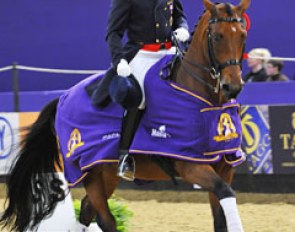 Richard Davison on Hiscox Artemis :: Photo © Sebastian Oakley