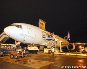 The airplane which took the first shipment of horses to the 2010 World Equestrian Games :: Photo (c) Dirk Caremans