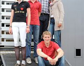 The Holkenbrink family: Sophie, brother Linus, father Wilhelm, mother Beate, sitting down brother Simon.