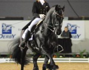 Jessica Süss with the Friesian Zorro ::Photo © Barbara Schnell