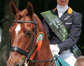 A beautiful combination: Adelinde Cornelissen and Parzival. Proud to be first with the team and second in the individual ranking at the 2010 CDIO Rotterdam