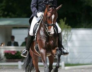 Patrick van der Meer with former World Young Horse Champion Uzzo (by Lancet)