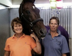 Leslie Morse with Kingston at the equine clinic. Get well soon!