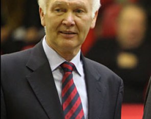 Wilhem Weerda at the 2010 Oldenburg Stallion Licensing :: Photo © Astrid Appels