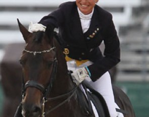 Susan de Klein (from the Dutch Antilles but living in Germany) rode the 10-year old Trakehner Prins. They got 66.511%
