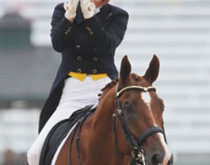 Australian Rachael Sanna was thrilled with her score of 68.809% for her ride on Jaybee Alabaster. A large group of Aussies is in Lexington to cheer on the team. Oi Oi Oi!