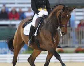 Swedish Minna Telde was the first rider to go on Monday. She rode the Danish mare Larina Hom to 68.000%