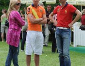 Evi Strasser, Edward Gal and Hans Peter Minderhoud having a chat