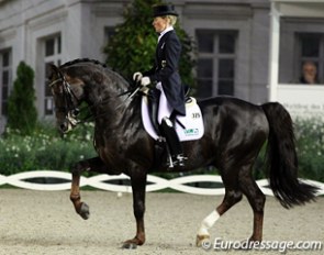 Helen Langehanenberg and Damon Hill win the evening class on Wednesday, the CDI Grand Prix, at the 2011 CDIO Aachen :: Photo © Astrid Appels