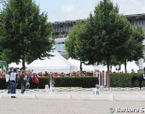 Major crowds and many photographers gather to catch a glimpse of Matthias on Totilas