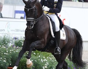 Matthias Rath and Totilas travel the Aachen arena