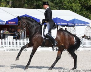 Hendrik Lochthowe took over the ride on U.S. Latina from Swiss Nicole Heyser