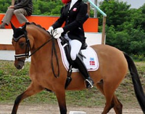 Danish Emilie Holm Toft on HB Dreamgirl at the 2011 European Pony Championships