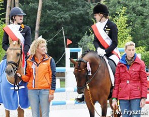 Van Lierop and Walterscheidt having fun during the prize giving